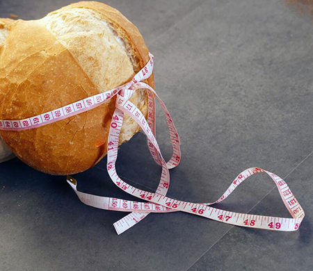 آیا خوردن نان باعث چاقی می شود؟ آیا خوردن نان باعث چاقی می شود, تغذیه, رژیم, رژیم لاغری, رژیمی, کاهش وزن